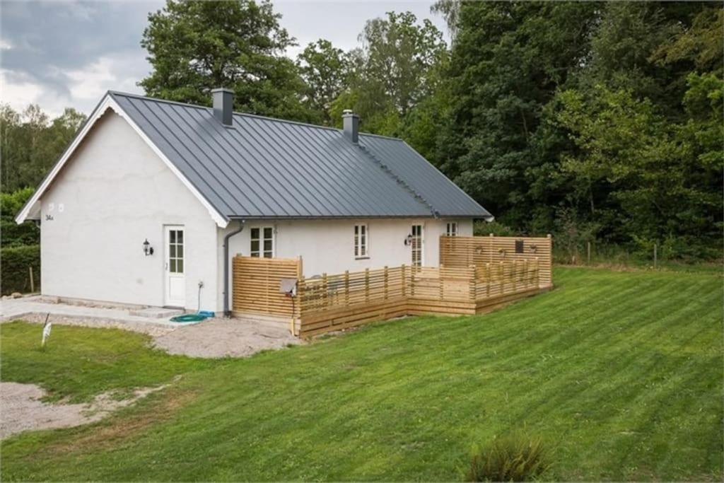Beautiful And Cosy House Near The Lake Olofström Exteriér fotografie
